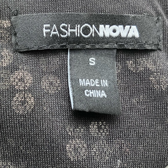 Fashion Nova BON JOUR Short-Sleeved Crew Neck Sequined Cropped Top Size Small - Picture 3 of 4